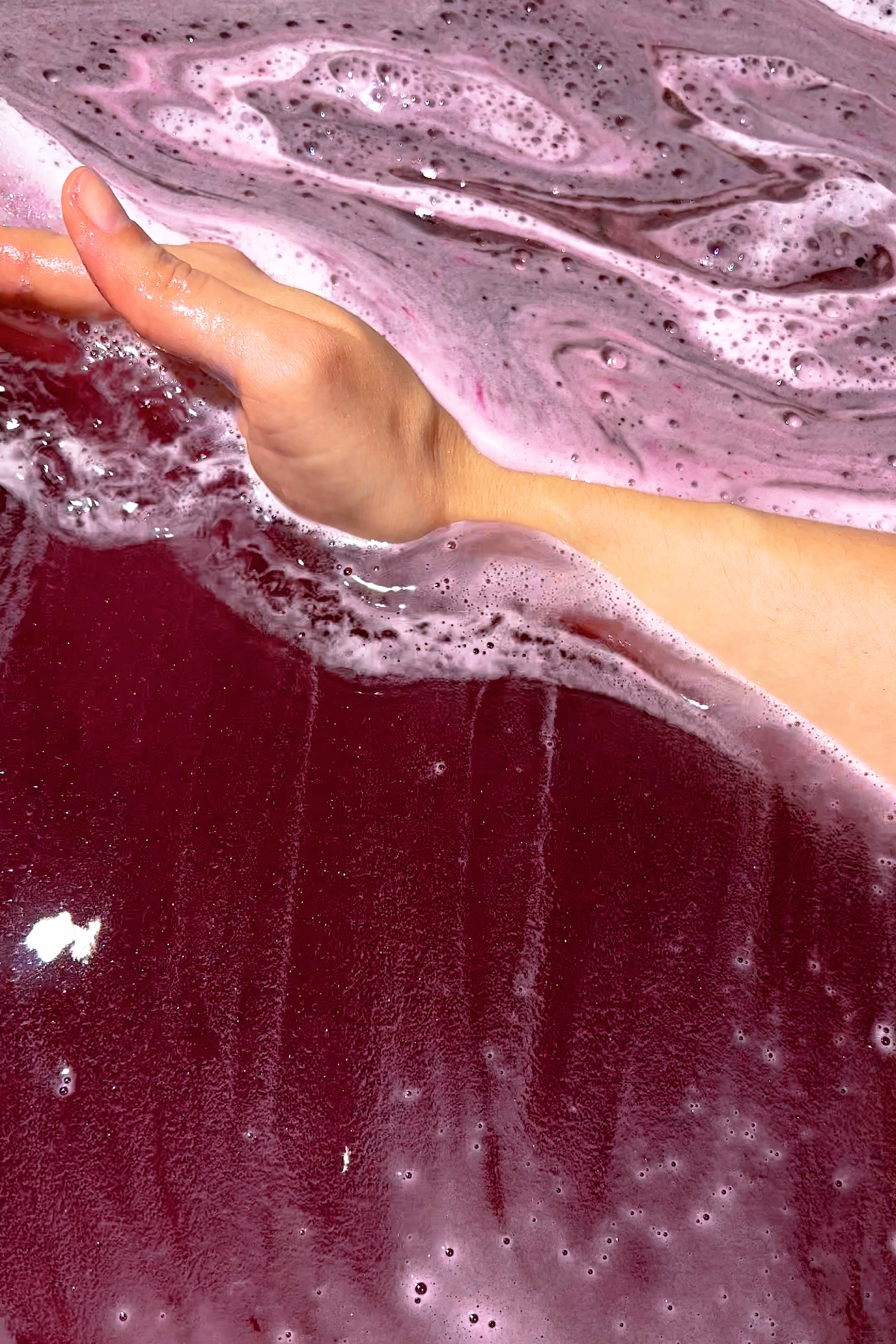 Vampire Kisses Bath Potion