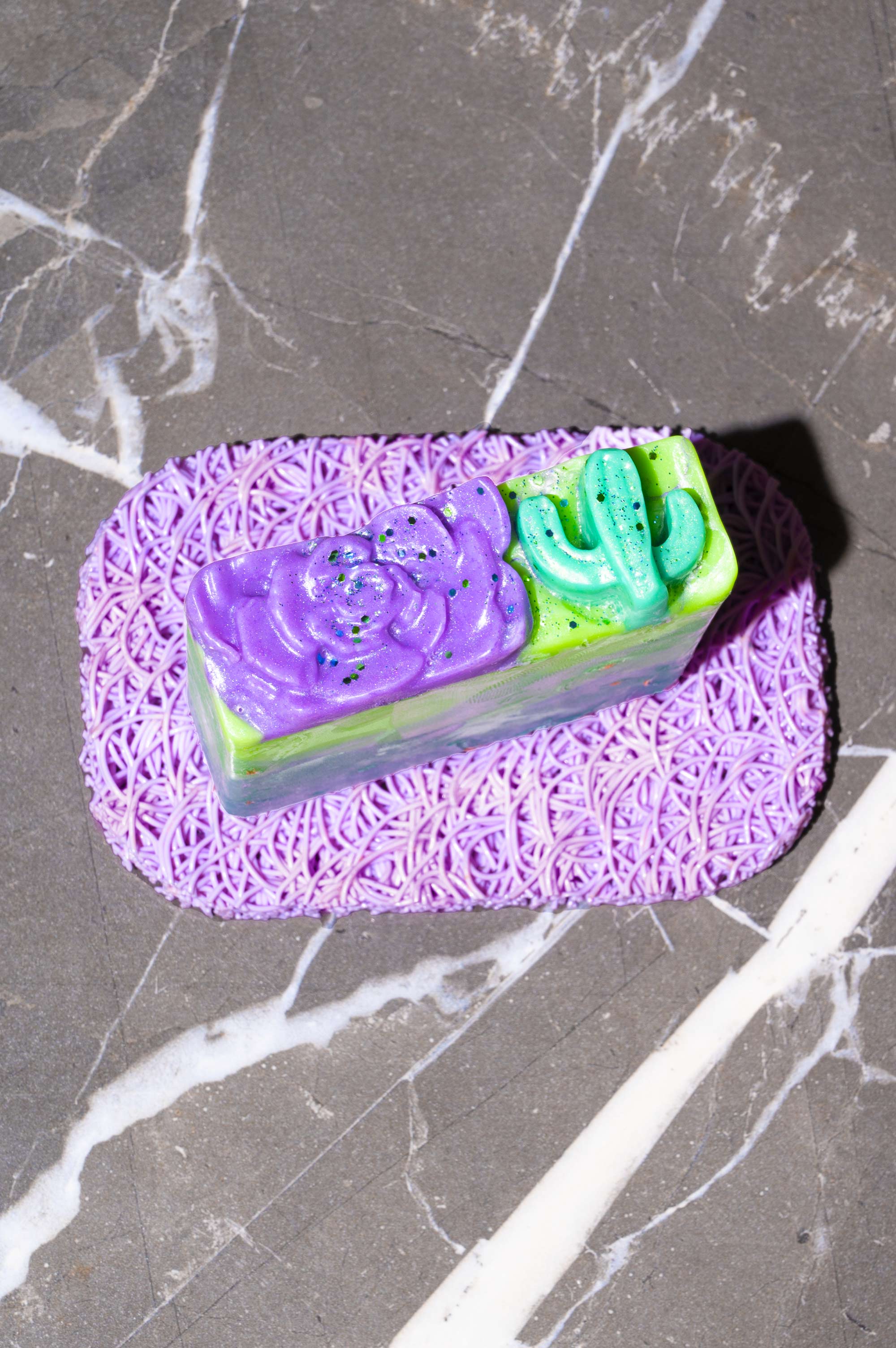 Purple Soap Lift Holder